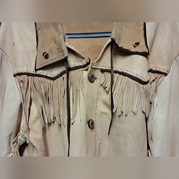 Handcrafted Whitetail Buckskin Suit - Picture 9 of 16